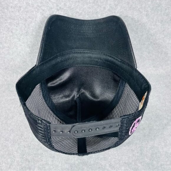 Hooters Hat Women’s Black Vegan Leather Rhinestones Owl Snap‎ Back OSFM Vtg - Picture 14 of 16